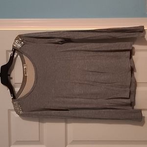 Heart & Hips Gray Sequin Long Sleeve Tshirt